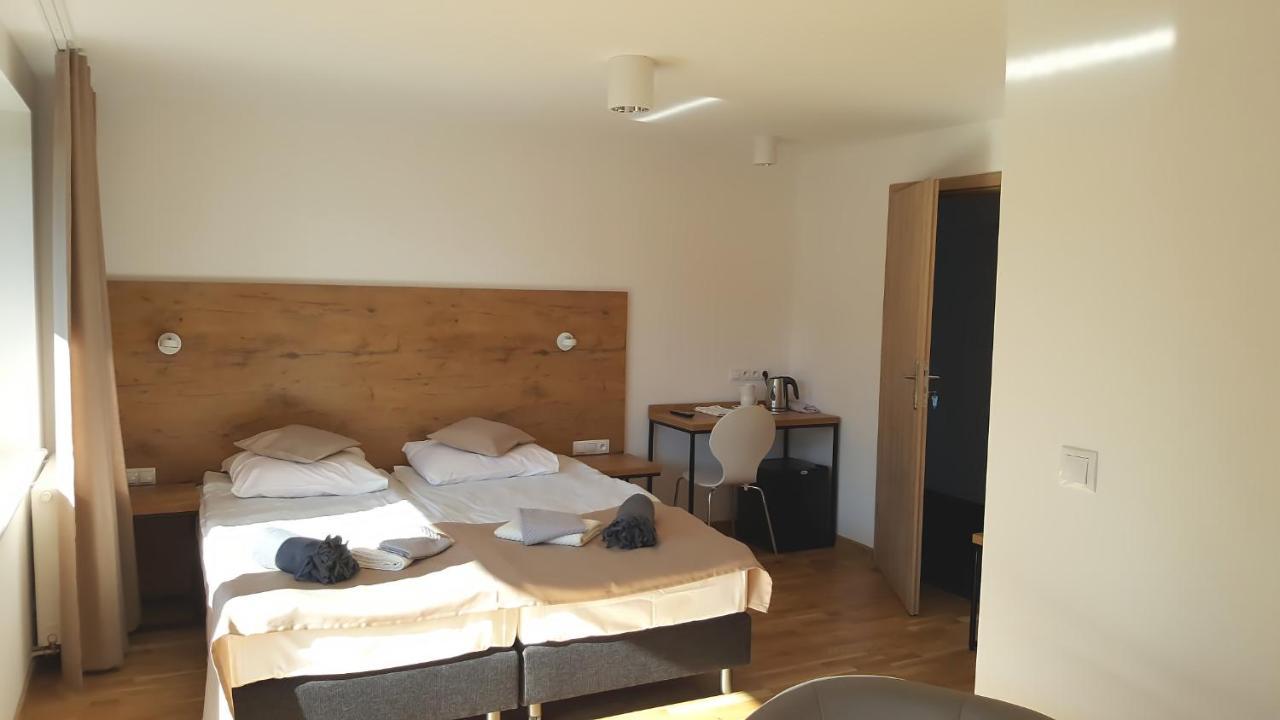 WODNIK usługi hotelarskie, apartamenty Rowy  Zewnętrze zdjęcie
